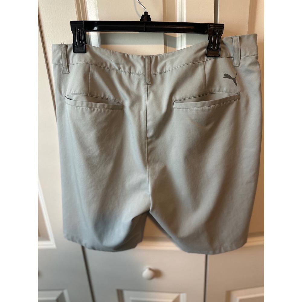 Puma Golf Shorts Lightweight Performance Moisture Wicking Gray Mens Size 34 - Picture 2 of 3